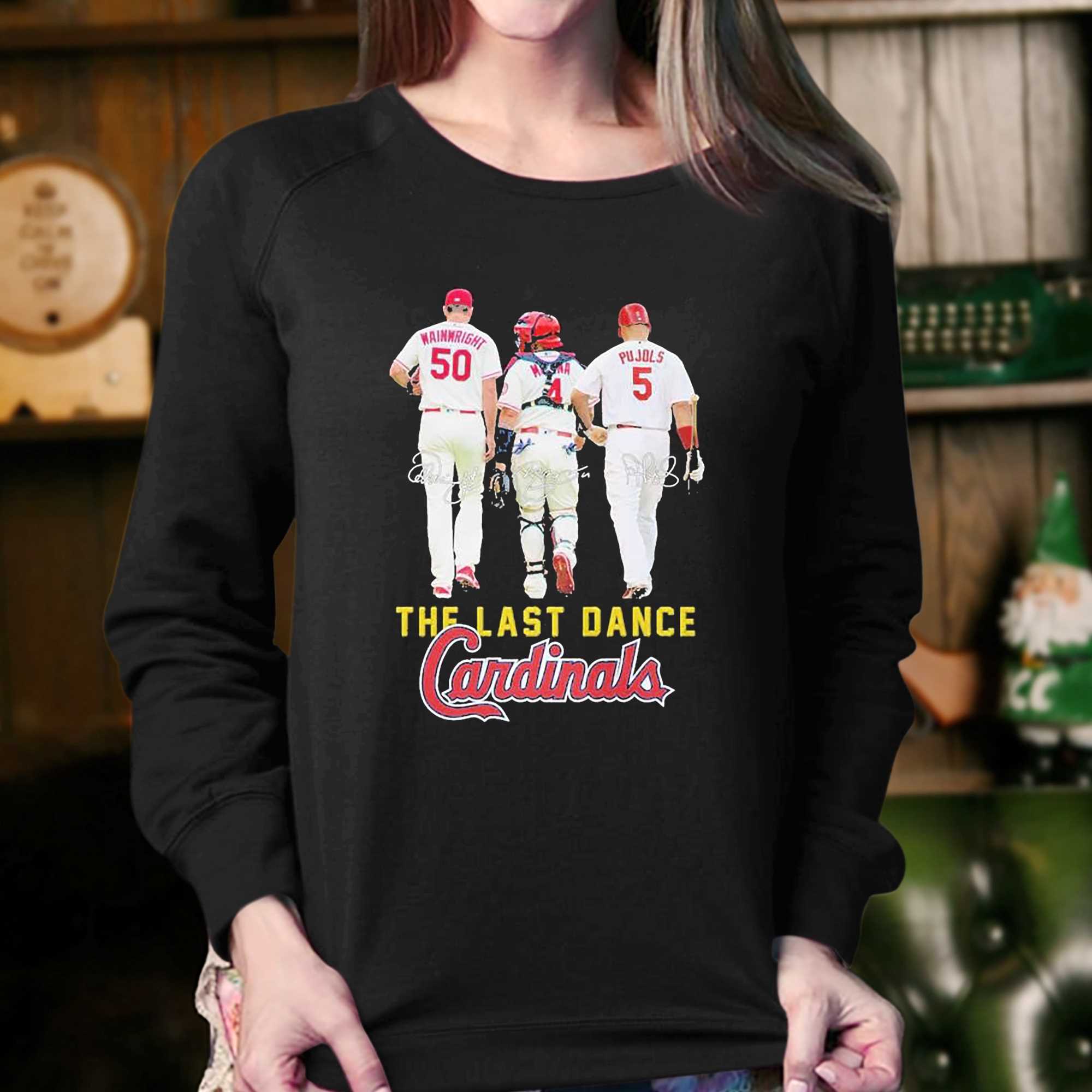 cardinals take it in their pujols shirt