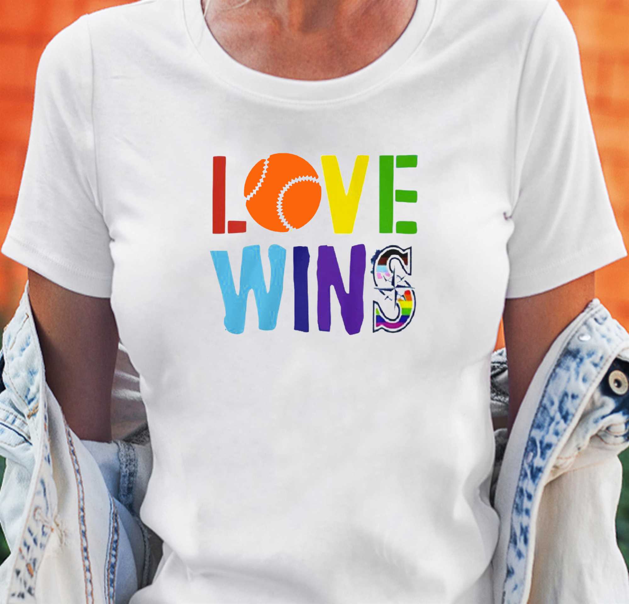 Love wins Seattle mariners baseball pride Shirt, hoodie, sweater