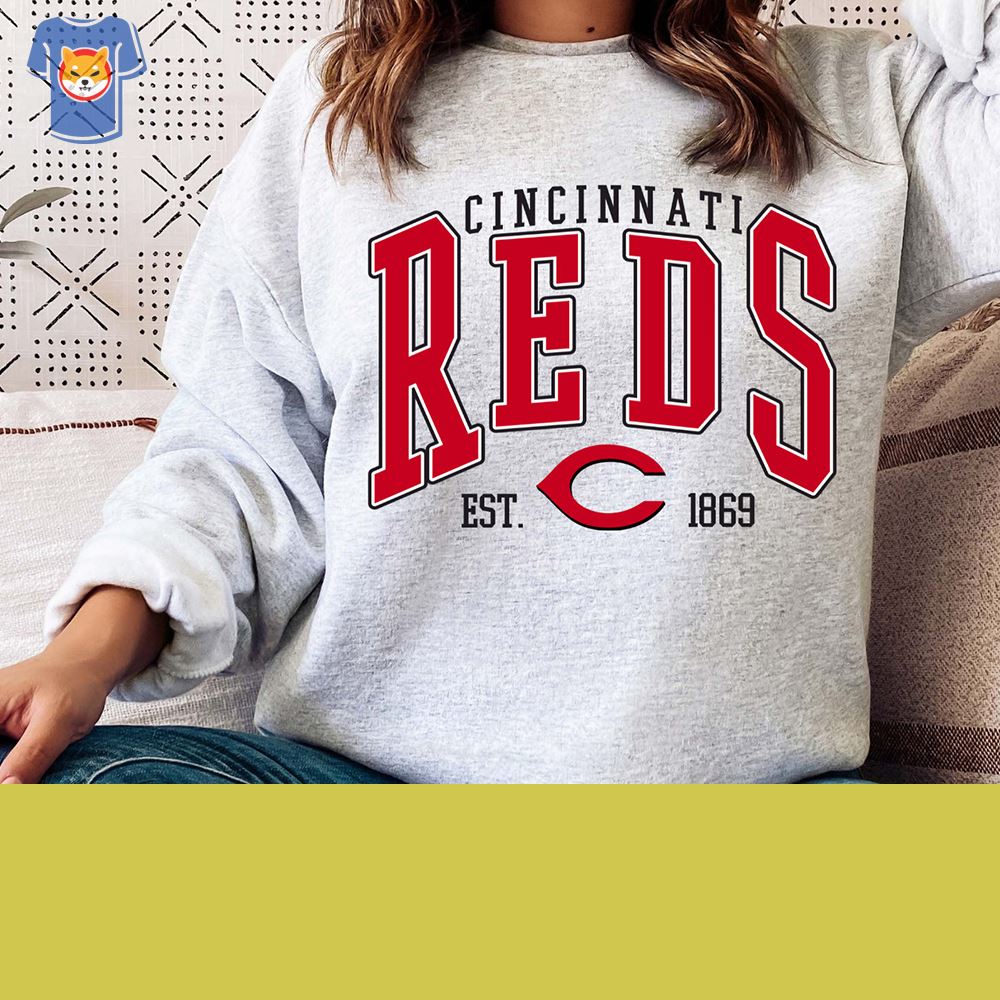 Vintage Cincinnati Red Crewneck Sweatshirt T-shirt