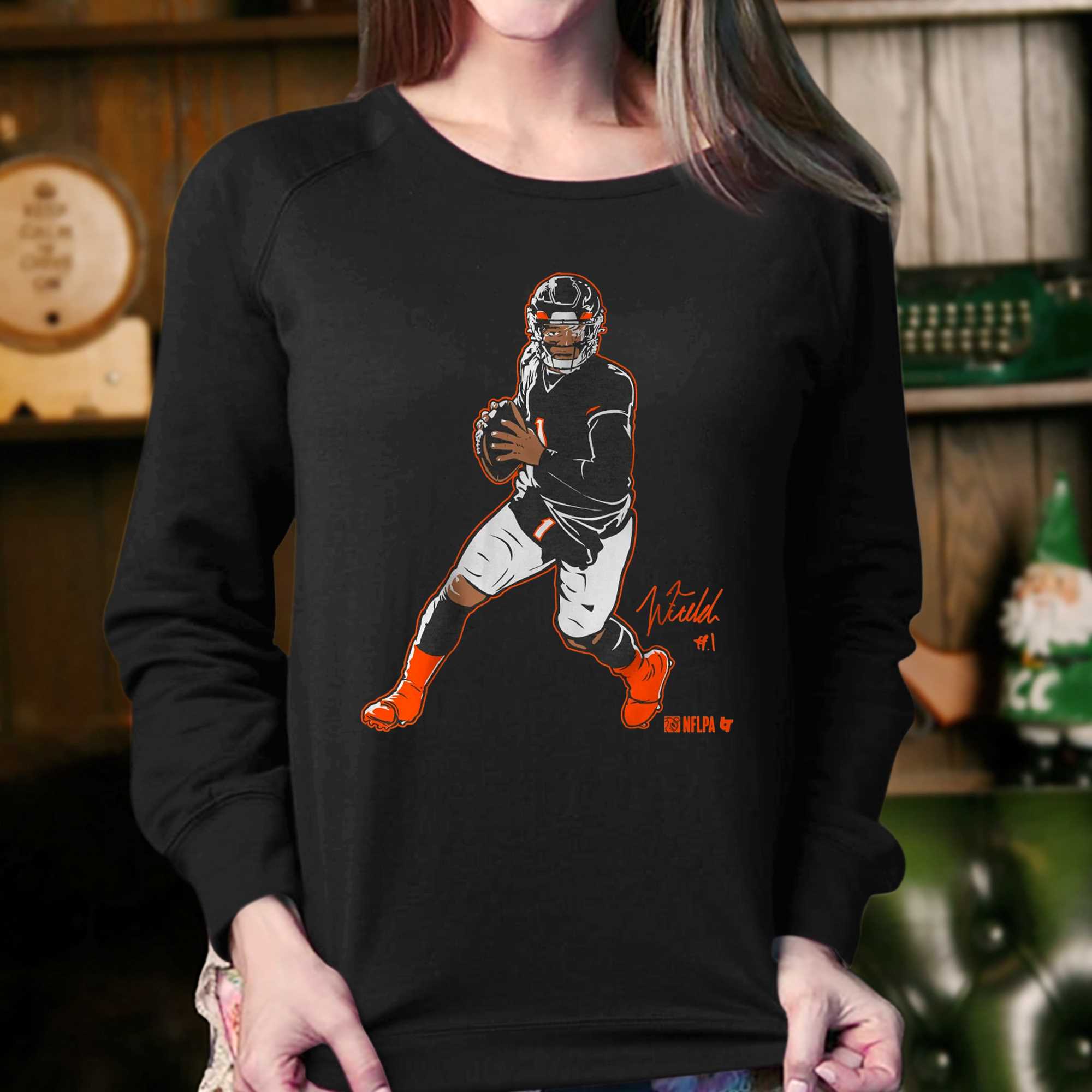 Justin Fields Superstar Pose Shirt - Shibtee Clothing